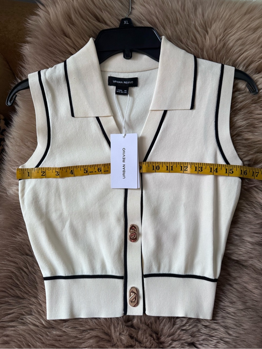 Urban Revivo Cream Sleeveless Knit Crop Top with Black Piping